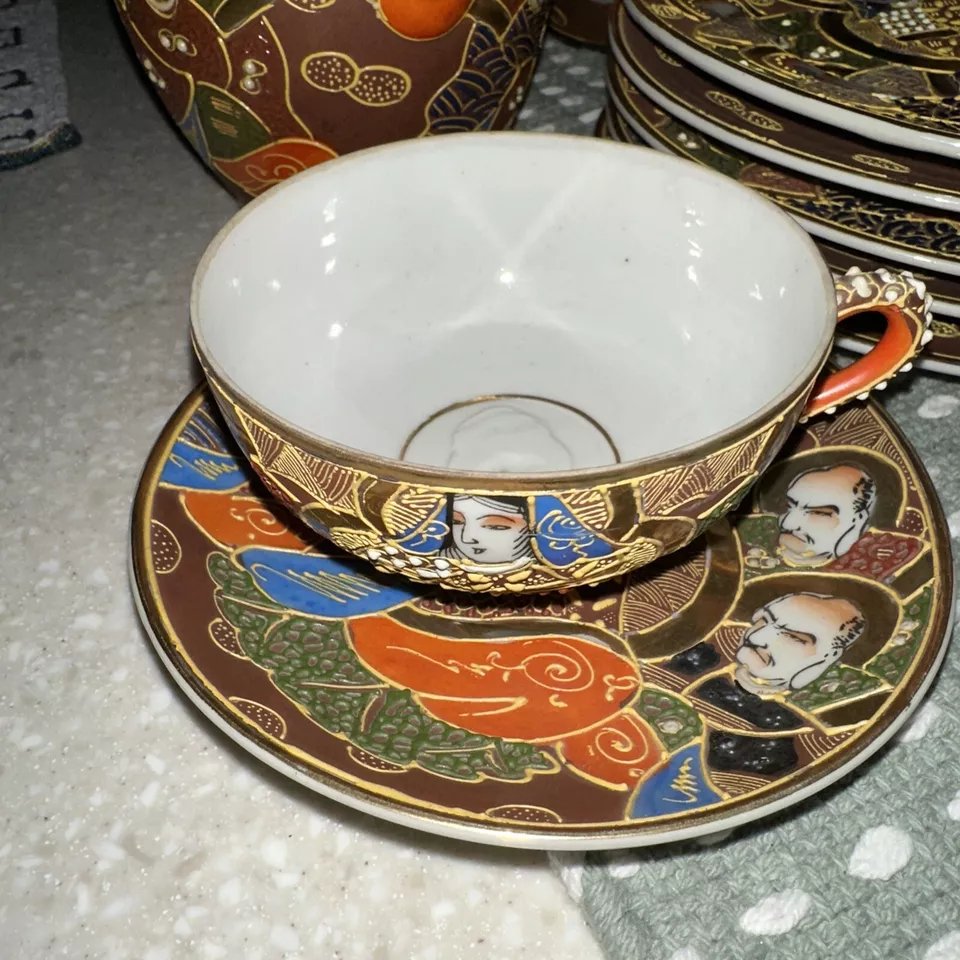 ANTIQUE 17 JAPANESE SATSUMA TEA SET PORCELAIN DRAGON-WARE MORIAGE RAISED ENAMEL - Image 2 of 4