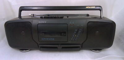 Sony CFS-D-30 Radio Cassette-Corder Mega Bass AM/FM Vintage Works Great Clean!