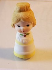Vintage Bisque Thimble hand painted woman with holly box5