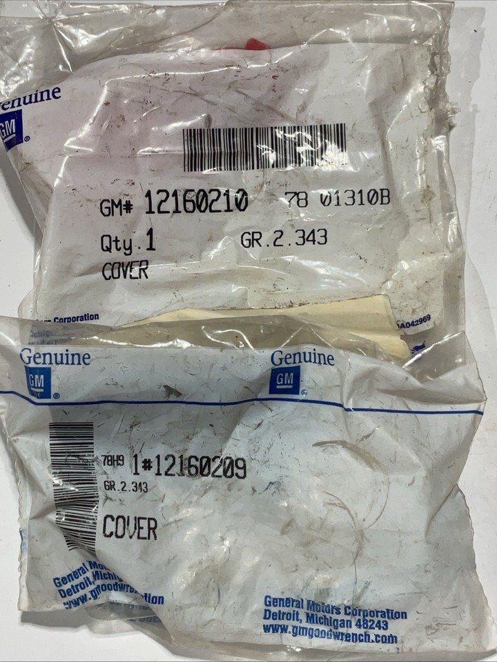 NOS Pair OEM GM Chevy Side Post Battery Terminal Protectors Covers Pos ...