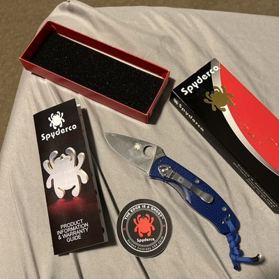 Spyderco Persistence  - Plain Edge CPMS35VN - Blue FRN Handles - C136PBL - NEW