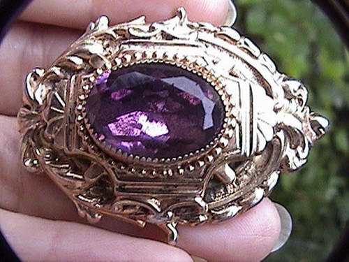beautiful purple setting clip pin for collar lapel hat gold tone brooch