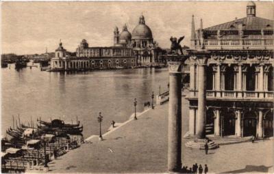 CPA AK VENEZIA Il Molo S. Marco ITALY (525201)