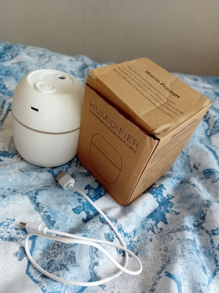 White LED Humidifier - Image 3 of 4