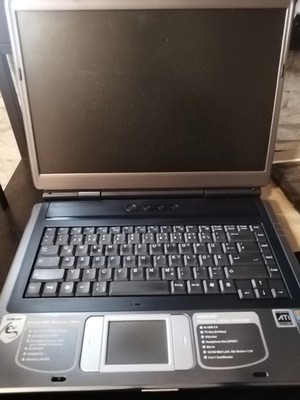 Gericom Laptop AMD Sempron 3000+ 1024 MB DDR1 RAM 80GB HDD DVD Laufwerk 