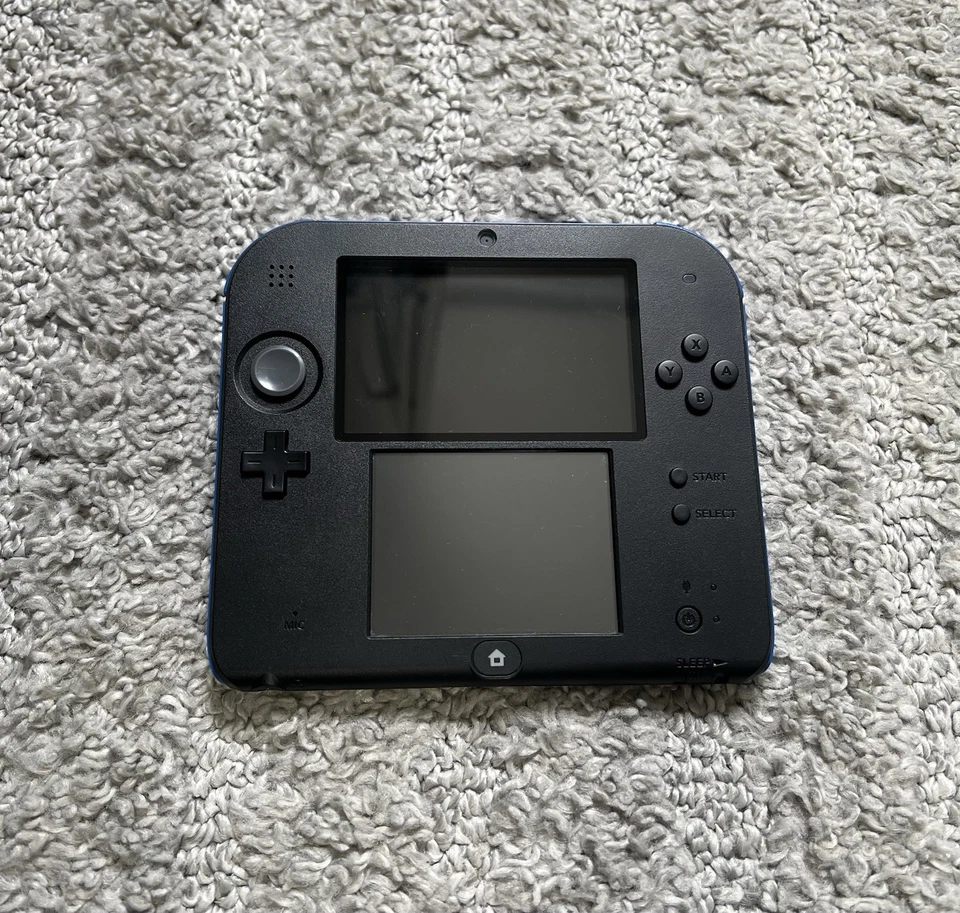 Nintendo 2DS New Super Mario Bros. 2 Special Edition Schwarz/Blau OVP  - Bild 4 von 4