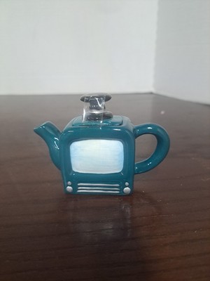 Vintage Youngs Teal Mini TV Teapot