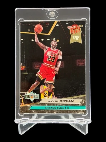 1992/93 Fleer Ultra MICHAEL JORDAN “NBA JAM SESSION” CHICAGO BULLS DUNKING #216