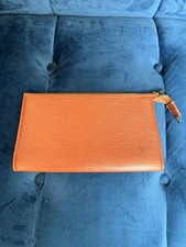 Authentic LOUIS VUITTON Epi Pochette Accessoires Pouch Orange Mandarin