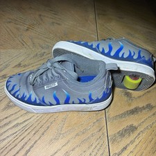 Heelys Boys Gray Blue Flame Skate Shoes Wheels Sneakers Youth Size 4 101000