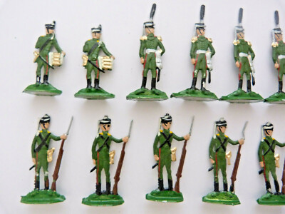 30 Soldats Plats étain – Infanterie Russe 1er Empire – Borodino – 30mm