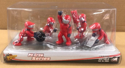 Pit Crew Series NASCAR Winners Circle #34910 1:24 scale 2005 NIB