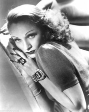 A Marlene Dietrich Sensual Pose Black And White 4x6 Photo Print