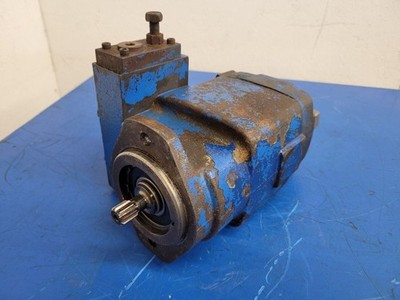 Oilgear PVWH-10-LSAS-CNNN Open Loop Variable Displacement Hydraulic Pump