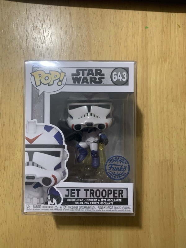 Funko Pop Jet Trooper #643 In Pop Protector Star Wars Battlefront 2