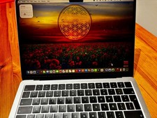 Excellent 2022 Apple MacBook Air 13" M2, 8GB RAM, 256GB SSD MLY33LL/A Spanishkey