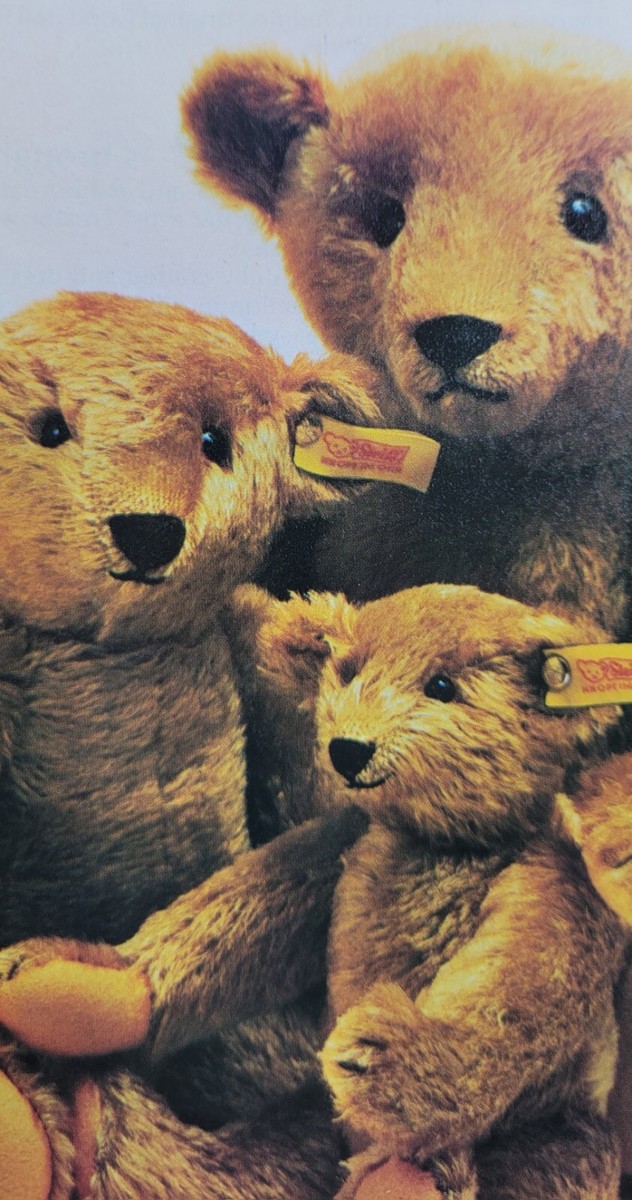 ぬいぐるみ Antique Steiff Teddy Bear 1984 1984 Steiff Teddy Bears Button In Ear Fun Posed Family Portrait