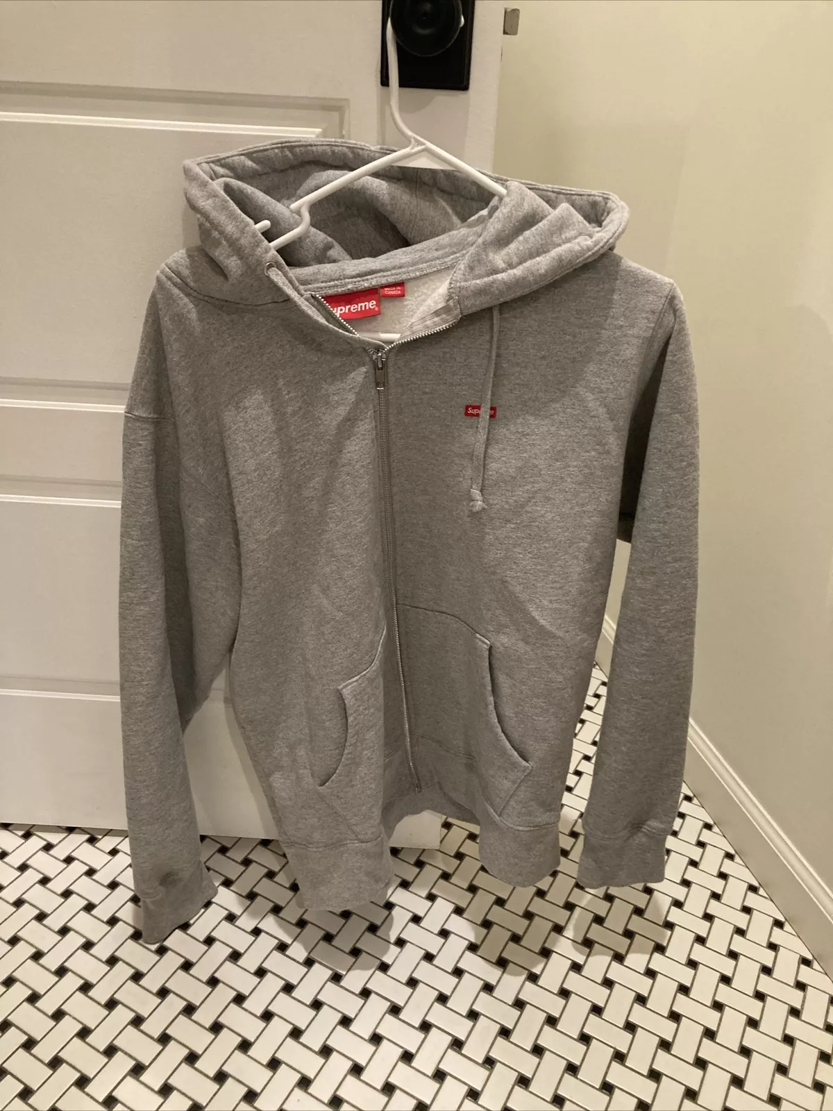 Sweat à capuche logo zippé Supreme FW16 GRIS BRUYÈRE   moyen authentique