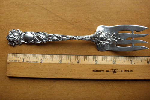 Alvin Bridal Rose sterling silver medium cold meat fork~1905~Art Nouveau floral - Picture 1 of 5