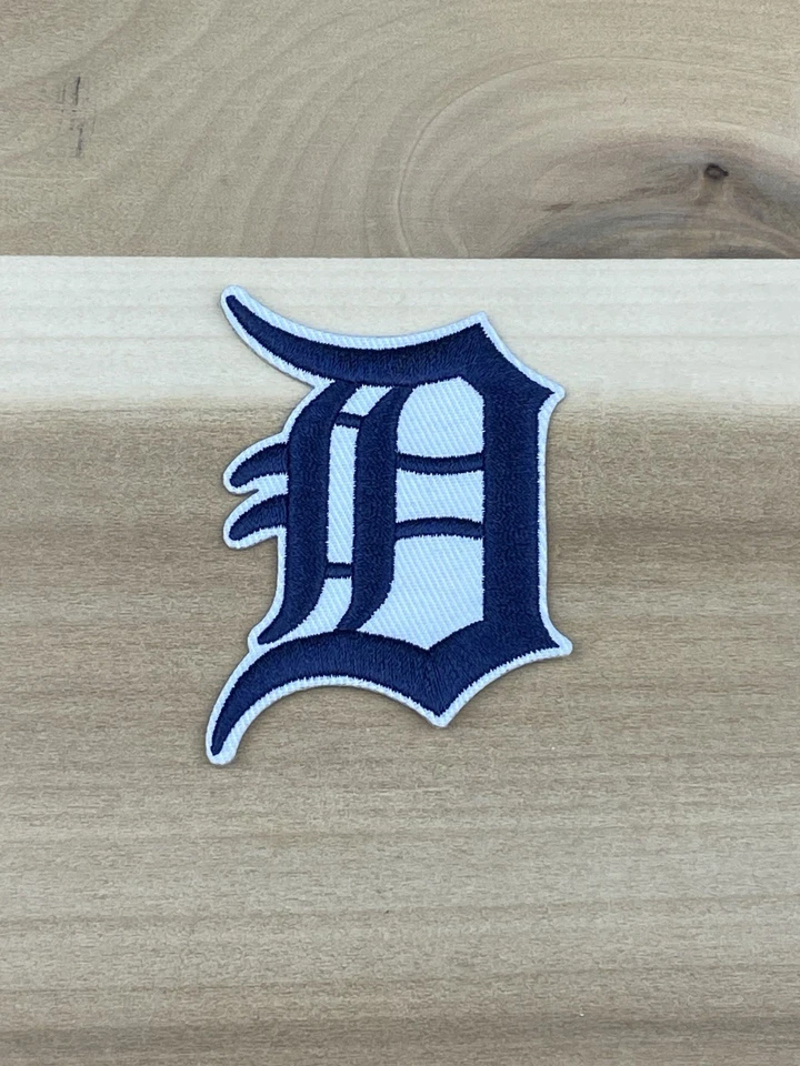 DETROIT TIGERS MLB BASEBALL EMBROIDERED IRON ON PATCH 2”x2.5”