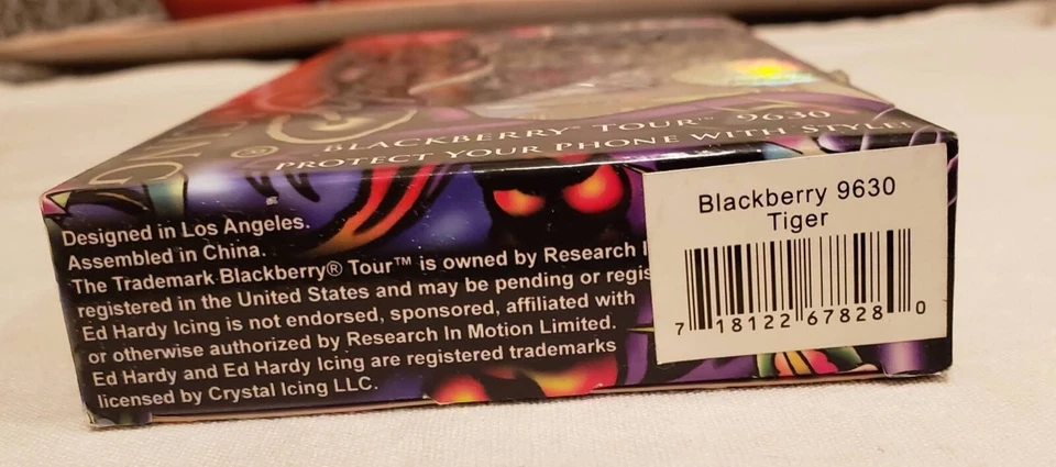New ED HARDY TATTOO FACEPLATE TIGER Blackberry Tour 9630 by Christian Audigier - Image 3 of 3