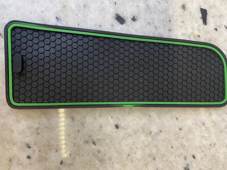 Dodge Charger antideslizante 6 piezas para portavasos verde neón Foto 2 de 3