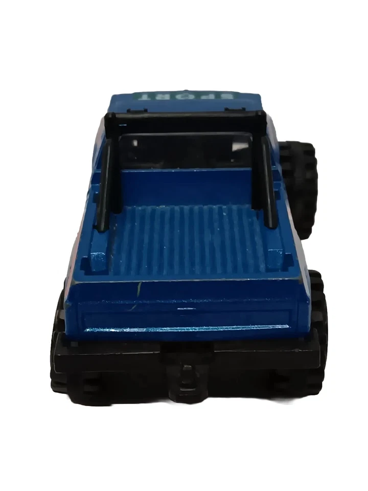 Camioneta pickup todoterreno deportiva Chevrolet Chevy vintage Yatming 8317 fundida a presión 4" Foto 4 de 4