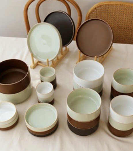 &ndash; Modern Elegance | K-dining 29p