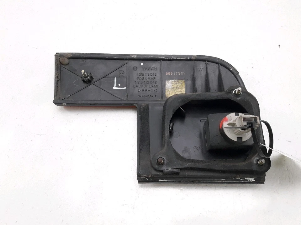 Luz De Maletero Trasera Derecha - Proton PERSONA - GPA-22-0010915 - E0-5928J - Imagen 2 de 4