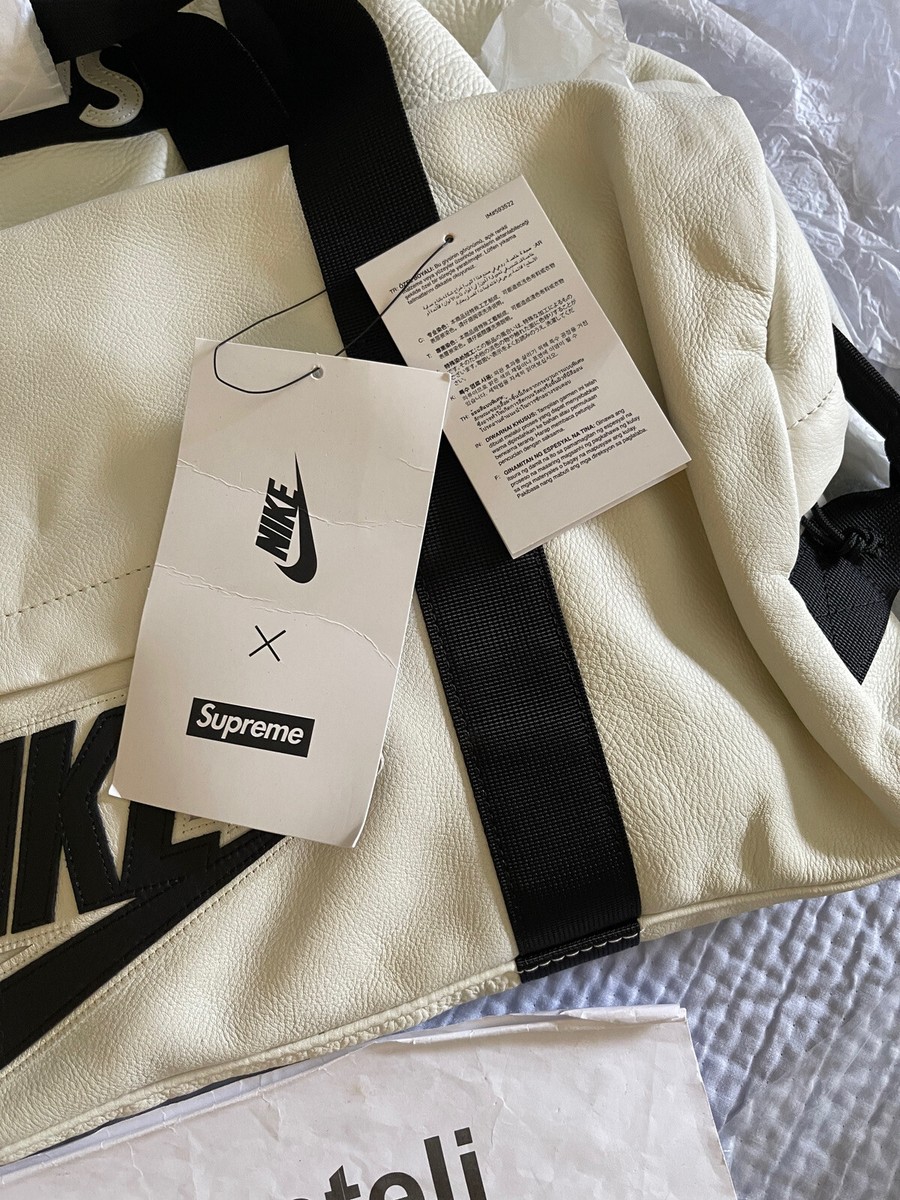 Supreme Nike Leather Duffle Bag White Fw19 Week 14 (in Hand Supreme Nike Leather Duffle Bag White Fw19 Week 14 (in Hand
