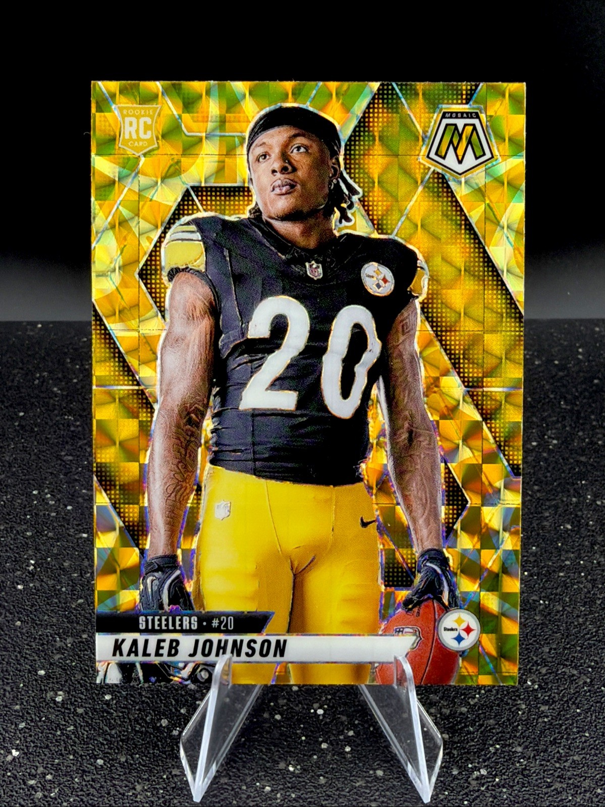 2025 Panini Mosaic Kaleb Johnson  Reactive Yellow Prizm #289 Image Variation