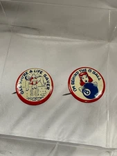 VINTAGE I'M BEHIND THE 8 BALL REDHEAD LADY & GEE YOU’RE A LIFESAVER PIN BACK