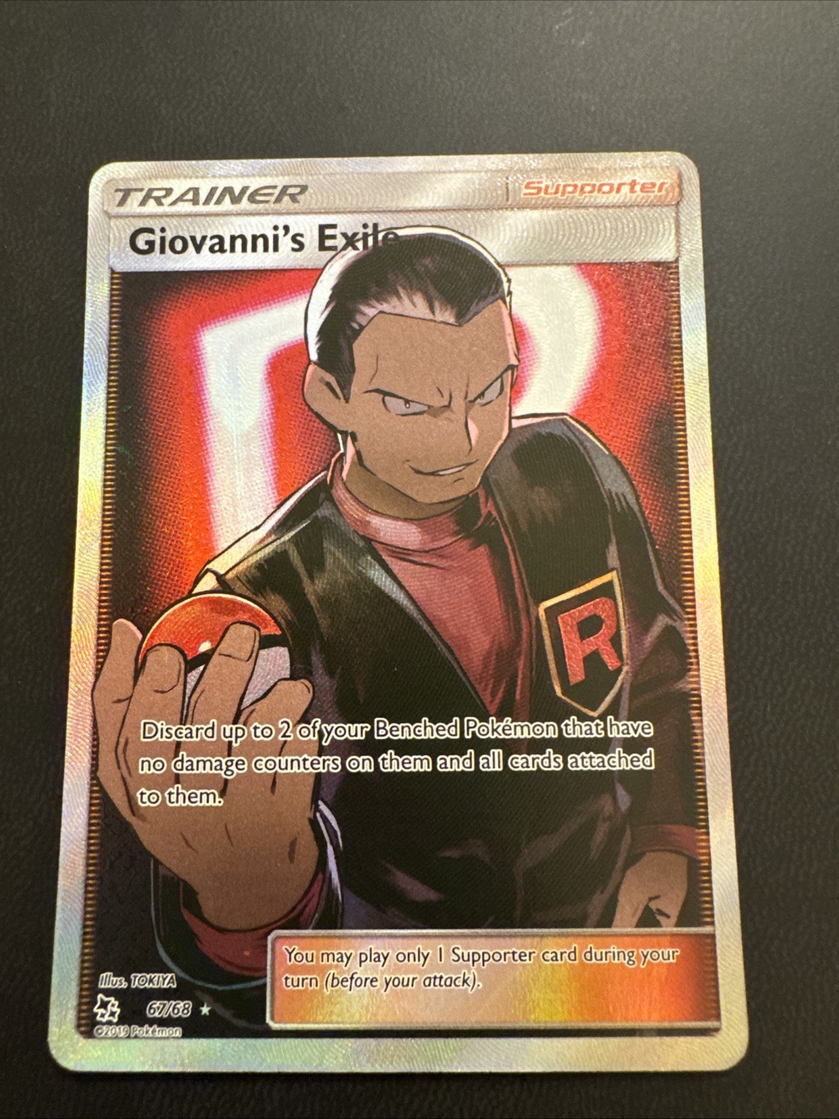 Pokémon TCG Giovanni's Exile Full Art Trainer Ultra Rare Card 67/68 Hidden Fates
