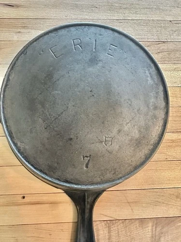 Antique ERIE #7 Cast Iron Skillet c 1880-1895 RARE SHIELD Mark Pre-Griswold Era
