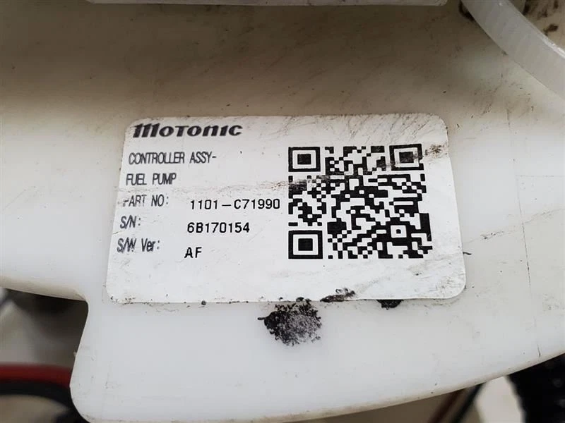 Hyundai Sonata 2017 conjunto de bomba de combustible montado en tanque construido en Estados Unidos MPN: 31110-C2500 Foto 4 de 4