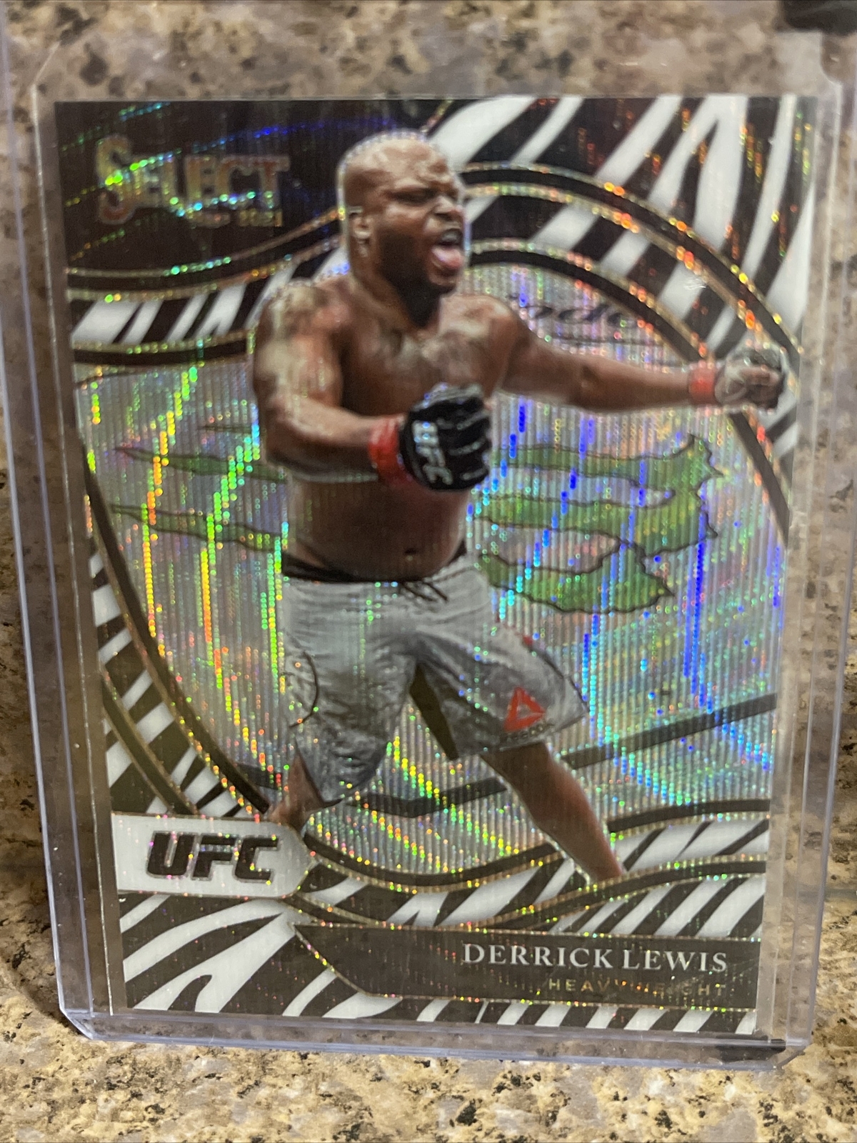 2021 Panini Select UFC Zebra Prizm Octagonside #269 Derrick Lewis SP Case Hit
