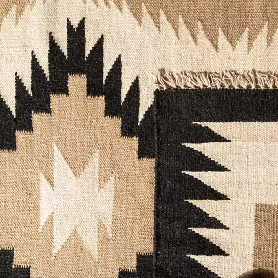 Southwhwest Navaja Maxican Wool Rug Native American Flatweave Large Rug 6'×9' Ft - Image 4 of 4