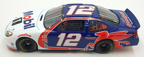 Team Caliber 1/24 Scale Diecast O122024MO - 2000 Ford Taurus #12 Mobil 1 - Picture 3 of 6