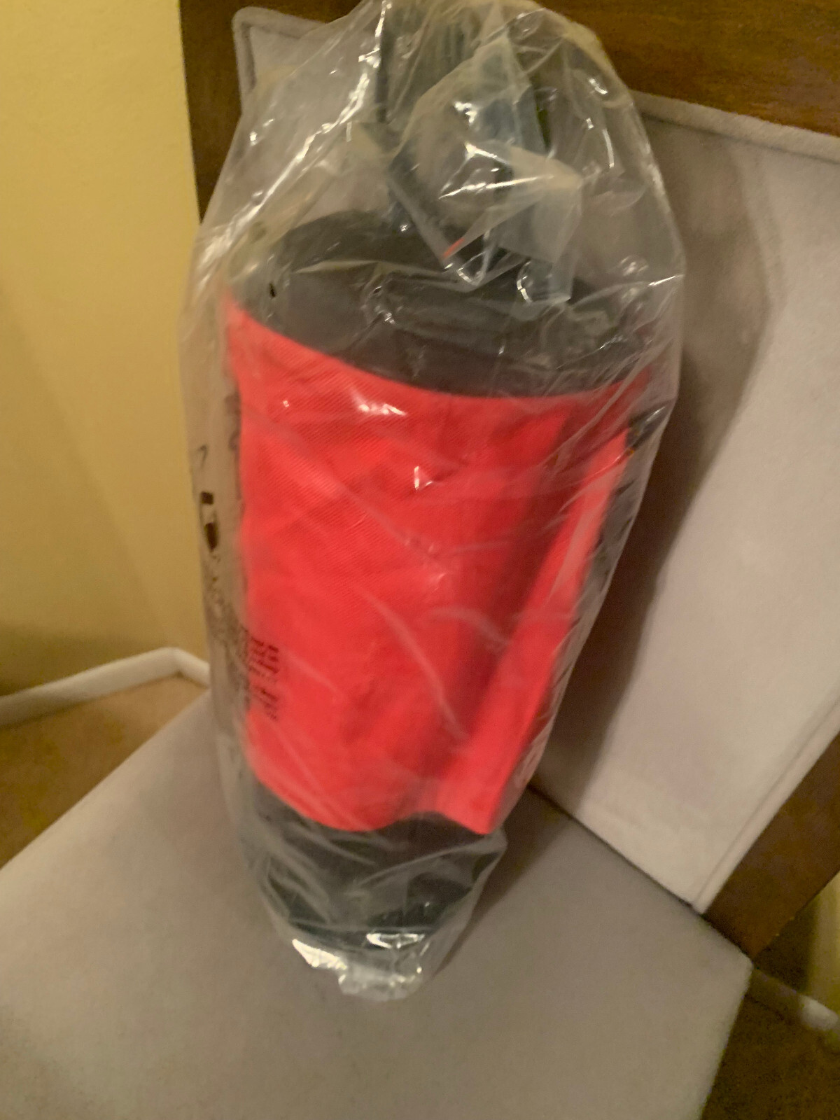 Golf Ball Retriever Golf Shag Bag with Pocket & Tee Holder Shags Red New