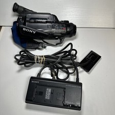 Sony Handycam CCD-FX410-Video8 8mm Camcorder W/Charger/Cord For parts or repair