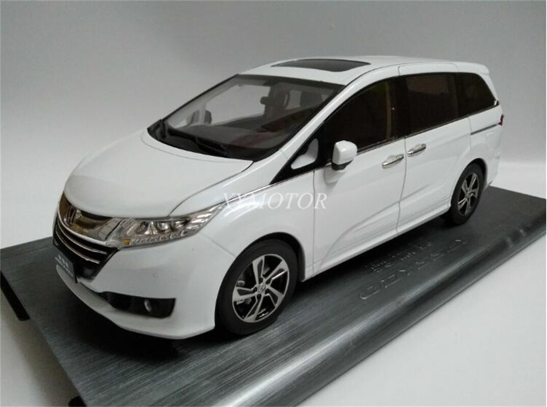 Honda Odyssey ミニカー1/18 1/18 Dealer Edition 2022 Honda Odyssey (Grey) Diecast Car