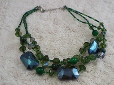 Three Strand Green Acrylic  Glass Bead Necklace A7 
