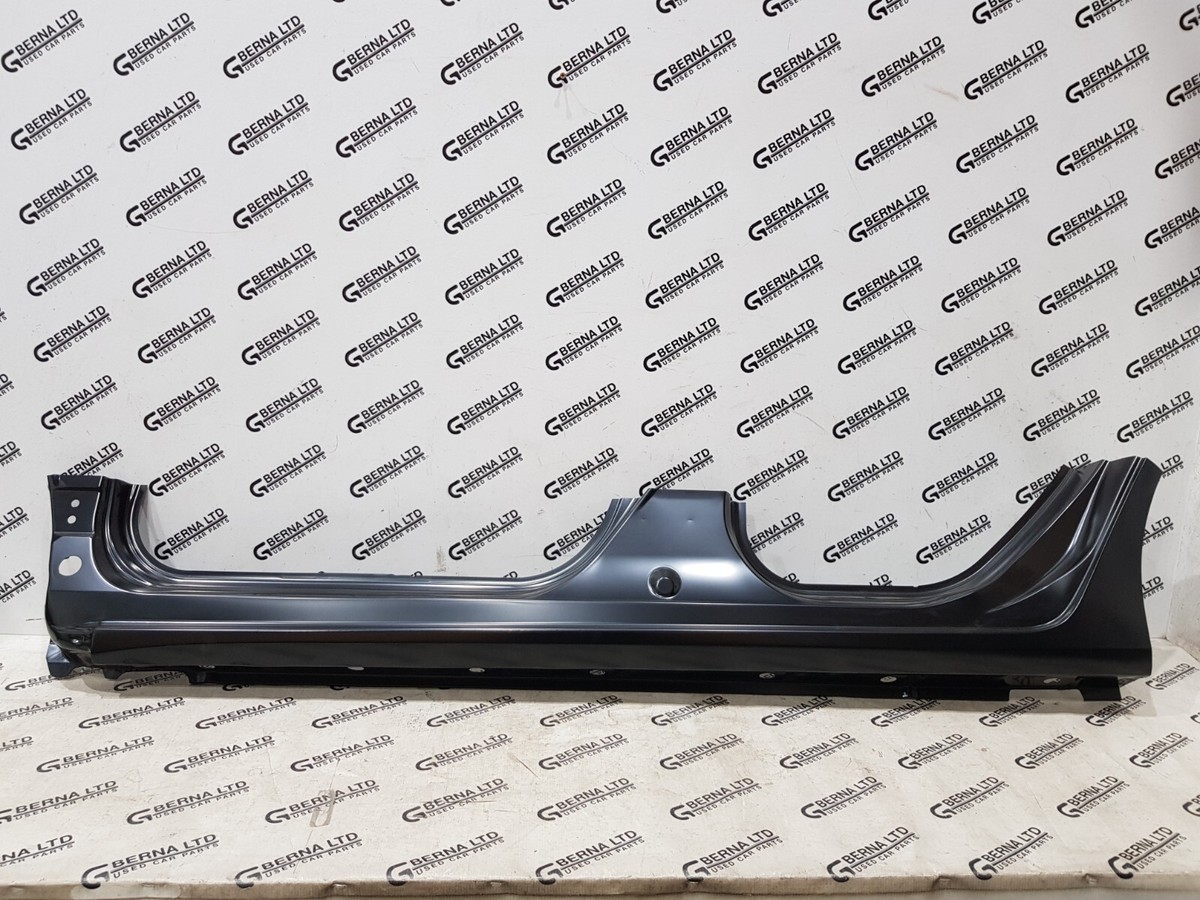 GENUINE HONDA FIT JAZZ 2016 LEFT SIDE SKIRT ROCKER BODY PANEL