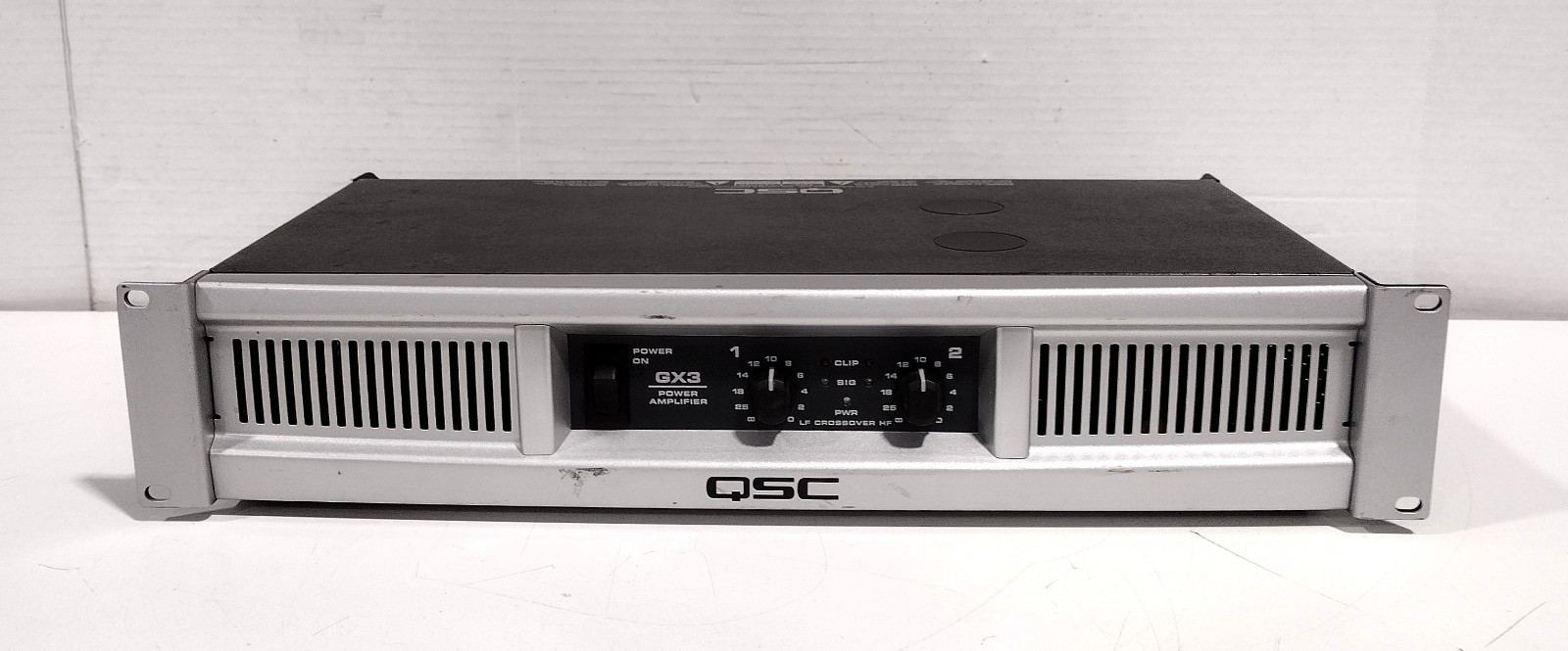 QSC GX3 Two Channel 425W Per Channel 4Ω Stereo Power Amplifier - Untested