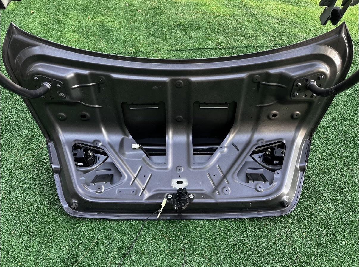 Maserati Quattroporte Trunk Lid Liftgate 2014 2015 2016 2017 2018 2019 2020