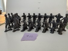 Plastic Toy Army Men Lot, 20x Figures