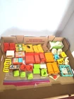 VTG/RECENT Fisher Price Little People lot (38) furniture, baby furniture GC