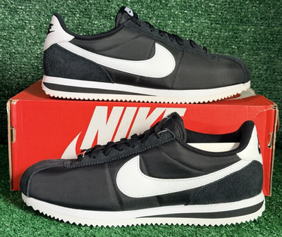 Nike Cortez Sneakers Men's 9.5 / Women's 11 Black White Retro (DZ2795-001), NIB