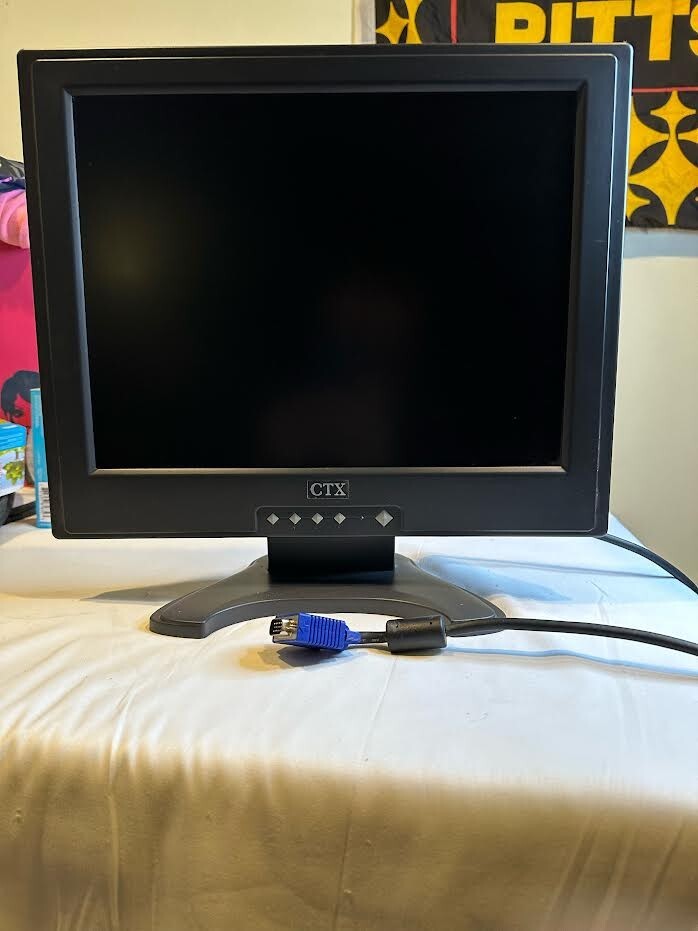 CTX S500B LCD Monitor 15