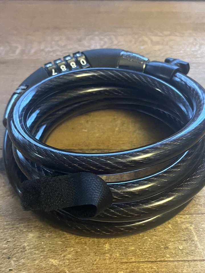 On Guard Bicycle Lock Combination Cable 6’ Good Condition Bike Lock Security - Image 3 of 4